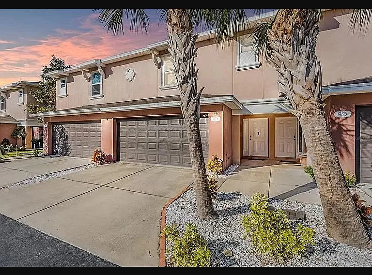 973 Aussi Ct — Photo 1