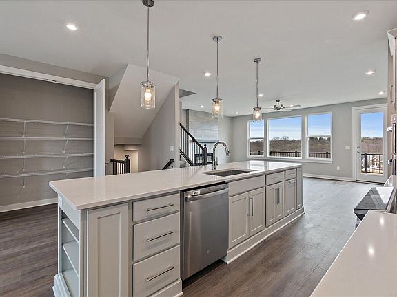 5th image of 266 Ascent Ln #12-504