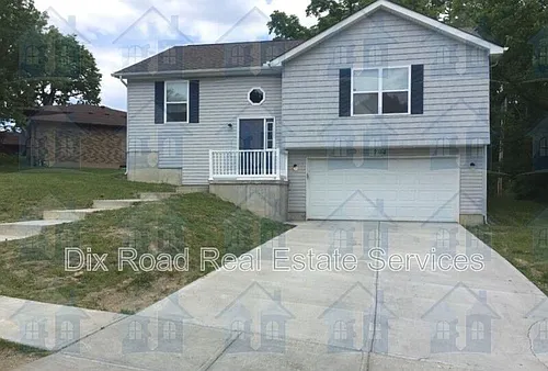 794 Carriage Hill Ln Photo 1