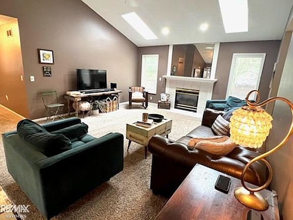 5th image of 34159 Cherry Hill Ln