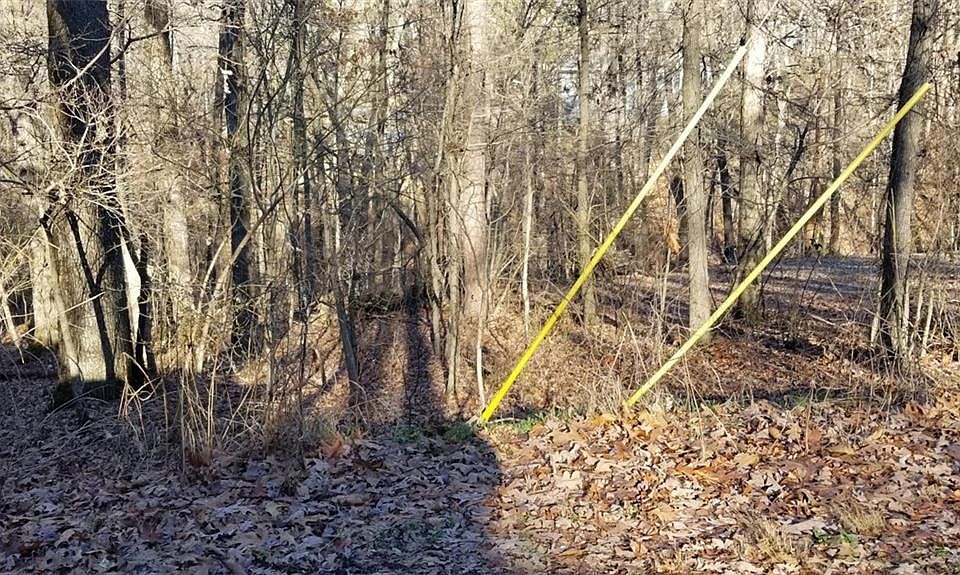 2nd image of Heywood Ln