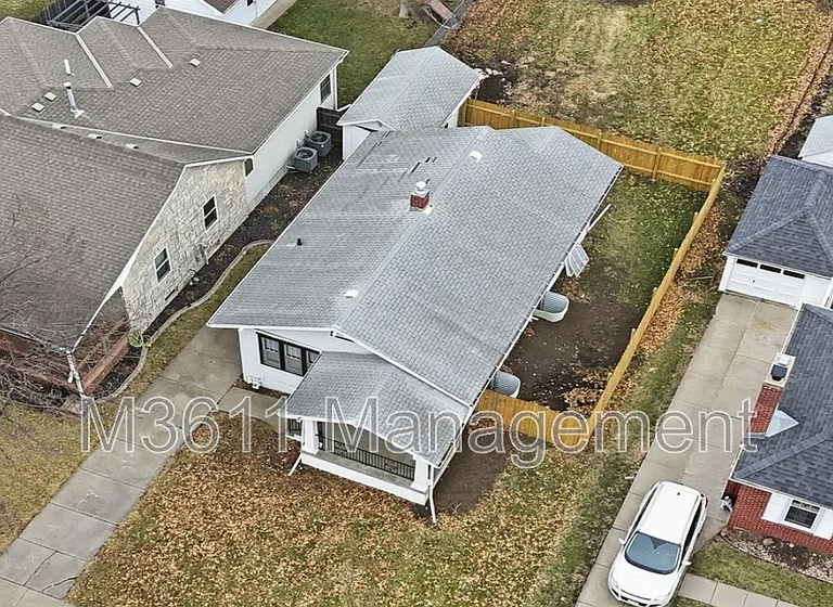 6928 Ballard Ave — Photo 6