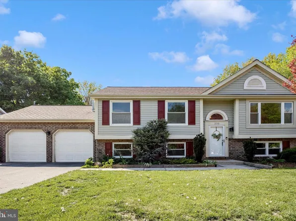 233 Diamond Dr, Walkersville, MD 21793