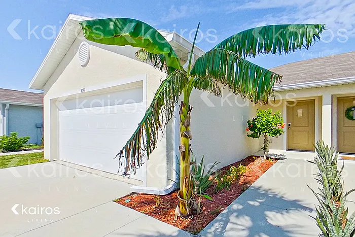 2 bed, 2.0 bath, 1120 sqft, $1,425 — Photo 1
