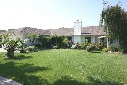 1st image of 743 E Meadowbrook Ave
