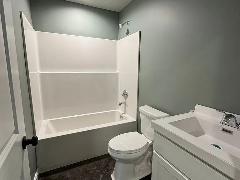 526 Maple St — Photo 14