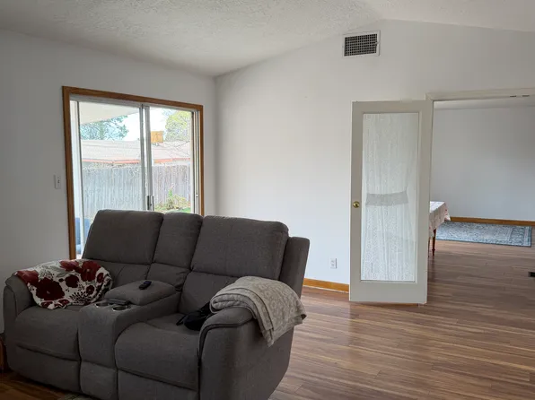 9912 Dorothy Pl NE, Albuquerque, NM 87111