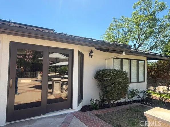 950 Hampton Rd, Arcadia, CA 91006