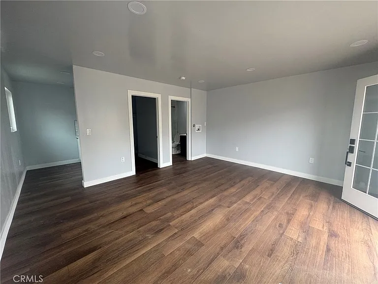 1900 N Bellflower Blvd — Photo 5