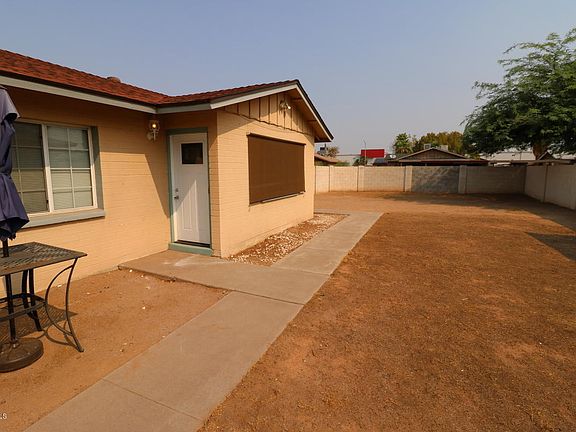 3rd image of 3408 W Country Gables Dr