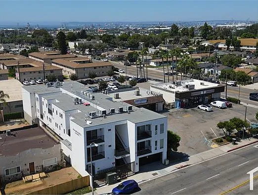 Studio, 443 sqft, $1,447 — Photo 3