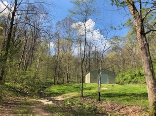 153 Big Creek Rd, Pleasant Shade, TN 37145