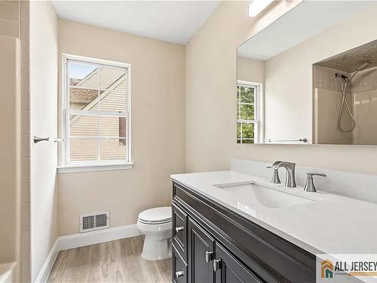 55 Parsler Pl — Photo 17