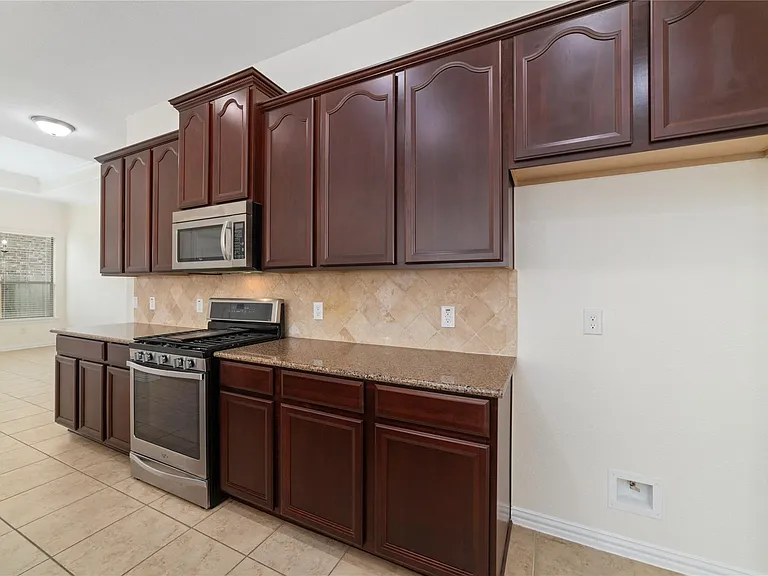 17314 Aldenwilds Ln — Photo 19