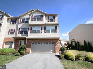 6405 Creekbend Dr, Mechanicsburg, PA 17050