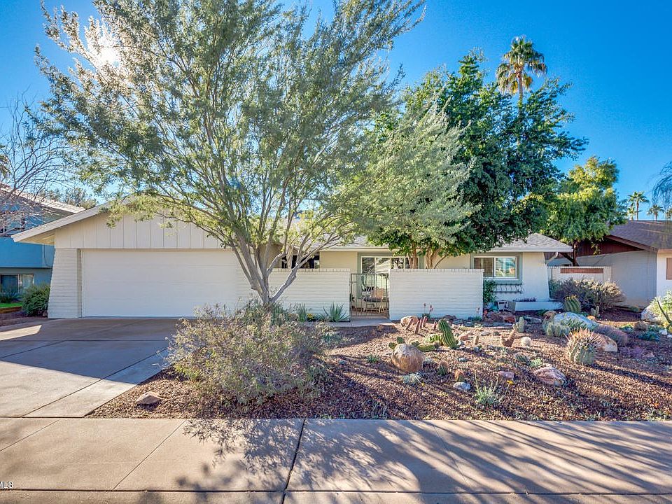 8219 E. BUENA TERRA WAY