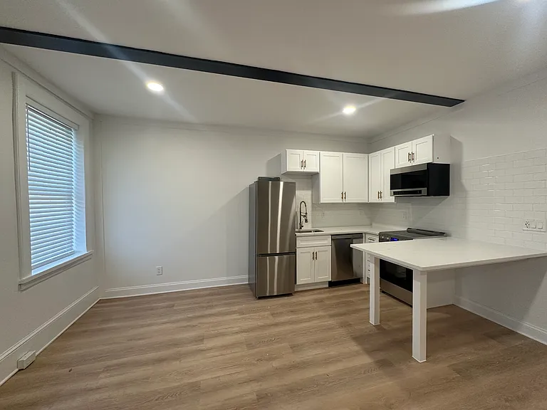 2 Maryland Avenue — Photo 10
