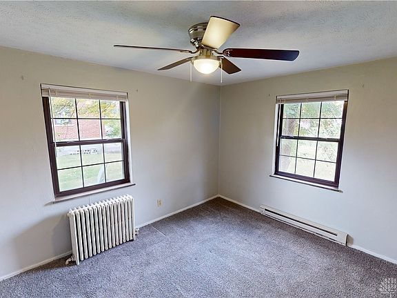 5th image of 551 Telford Ave