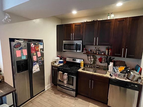 3rd image of 5731 N Winthrop Ave #0