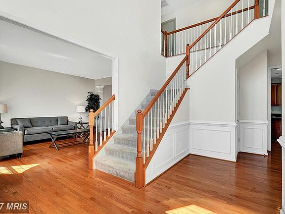 2nd image of 7532 Millpond Ct