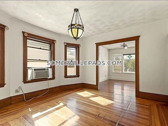 5th image of 77 Pearson Rd #2