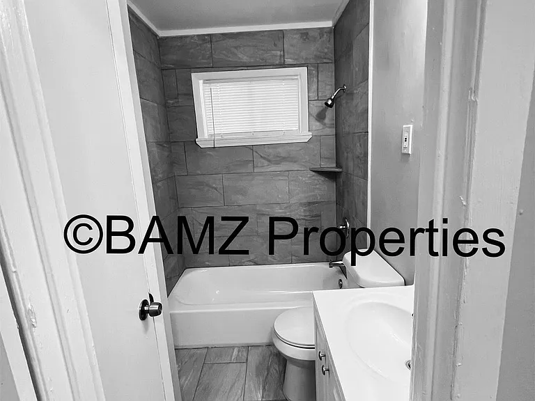 2721 Marlene St — Photo 12