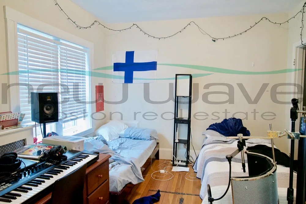 2 bed, 775 sqft, $3,850 — Photo 4