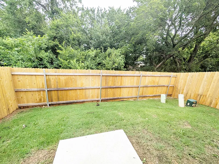 1939 Wolford Way — Photo 15