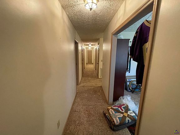 2nd image of 173 Berkley Rd