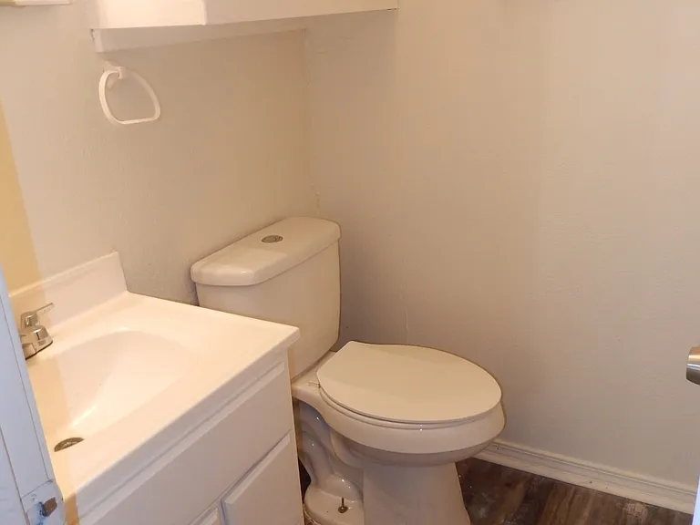 2710 Mount View Dr — Photo 12