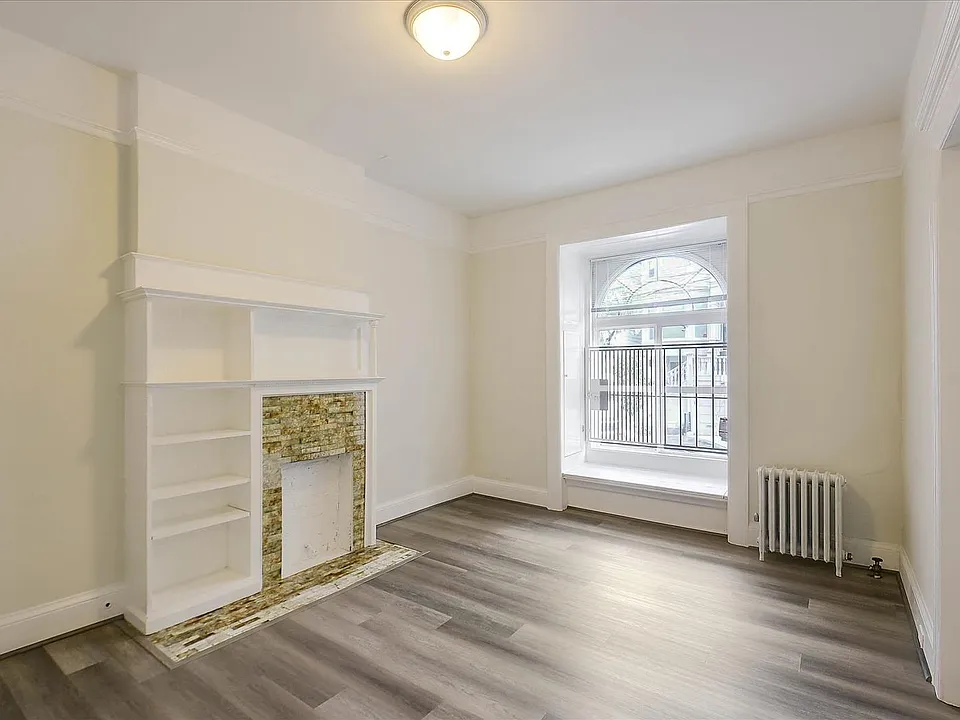 Hayes Street 930