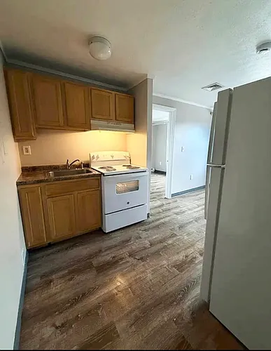 49 Harbor Ave Photo 1