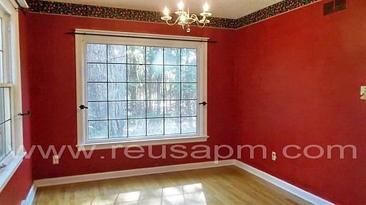 5th image of 8908 Dekoven Dr SW
