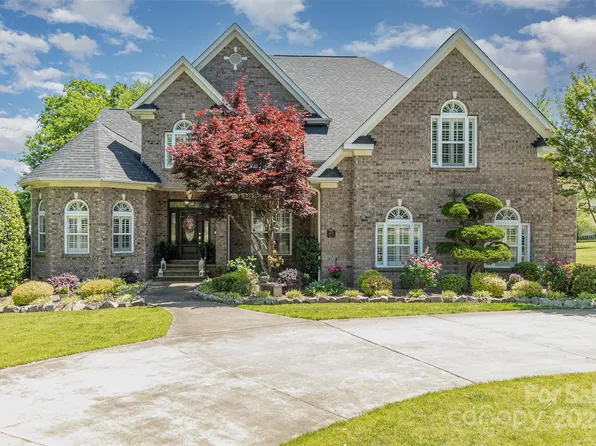 4413 Coddle Creek Dr, Concord, NC 28027