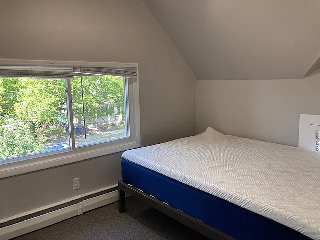 303 E Madison St #4 — Photo 5