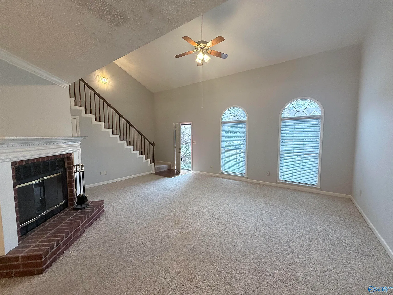 2 bed, 2.0 bath, 1764 sqft, $1,625 — Photo 2