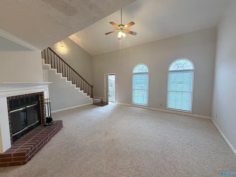 248 W Lake Cir — Photo 2