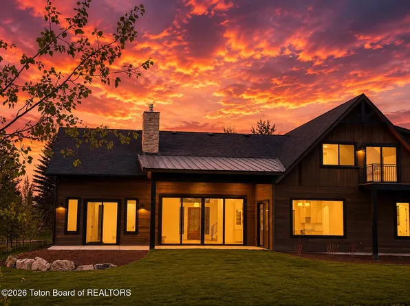 371 Desert Fox Ln, Victor, ID 83455