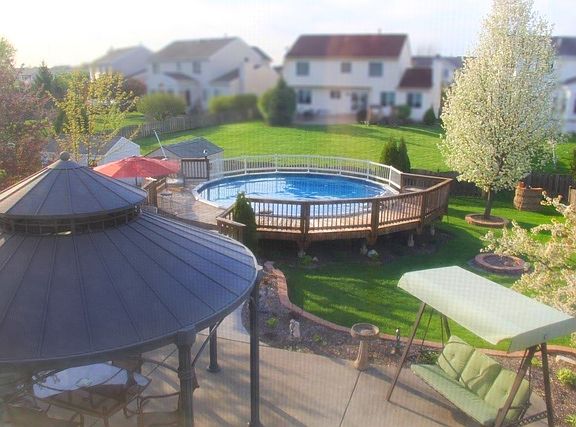 2nd image of 4851 Thistle Ln
