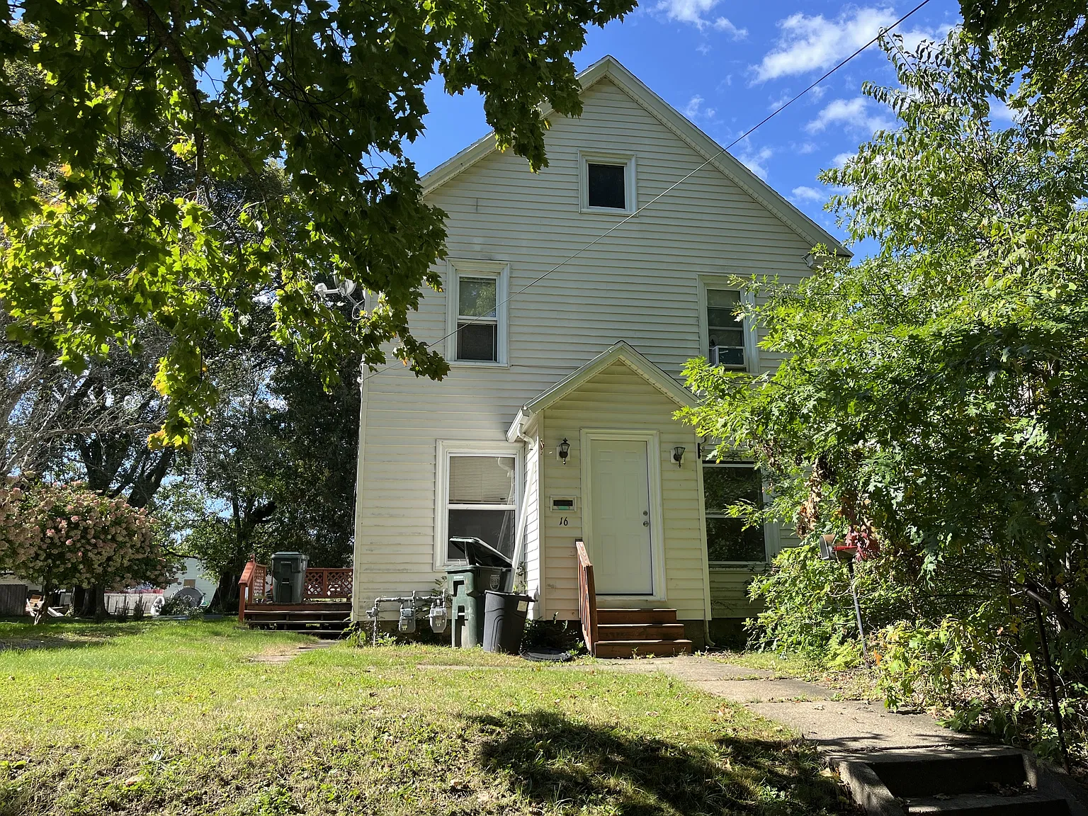 16 Tew Street - 1 — Photo 3