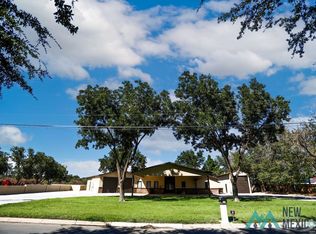 302 W Riverside Dr, Carlsbad, NM 88220