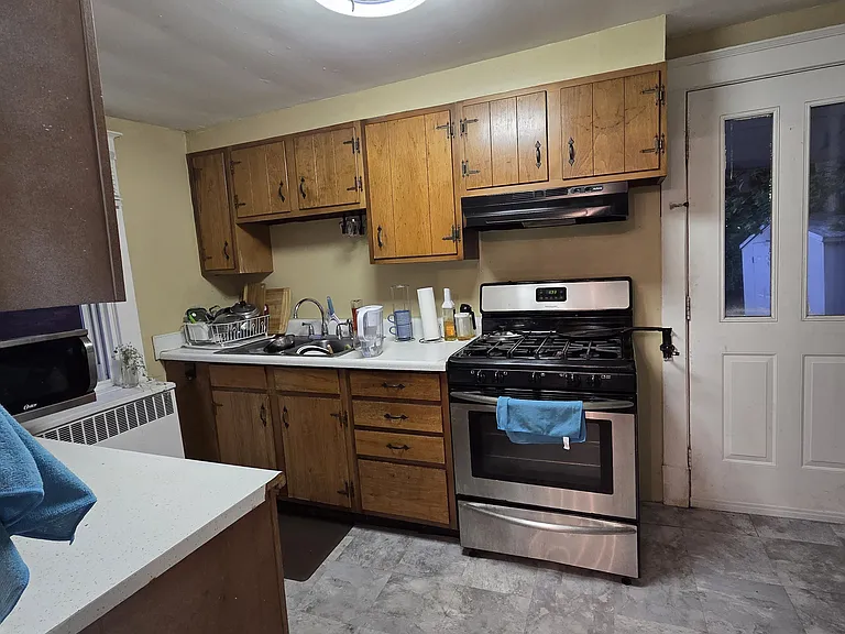 1305 Hutton St — Photo 3