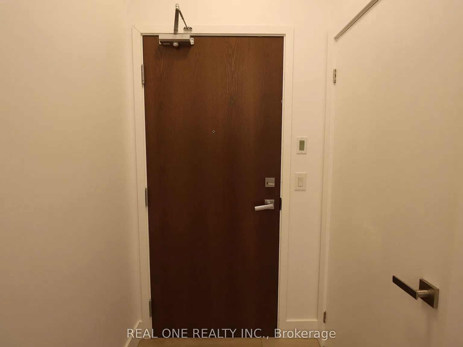 2 bed, $2,750 — Photo 4