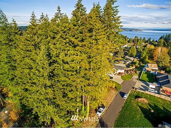 2nd image of 0 Stinson Ave