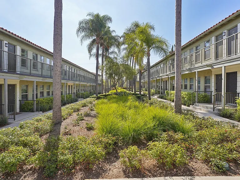 Ladera Apartments — Photo 34