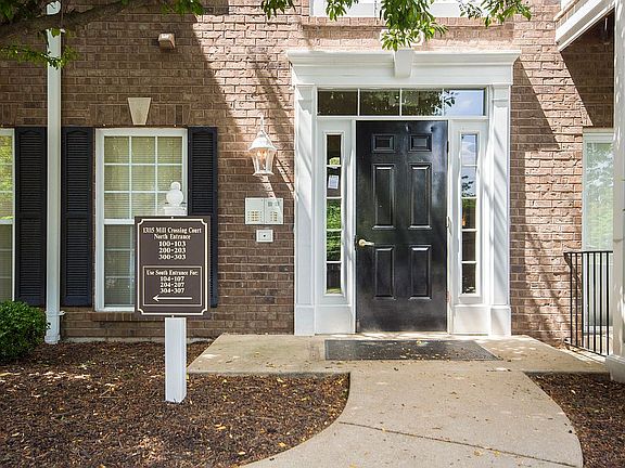 5th image of 13115 Mill Crossing Ct APT 301
