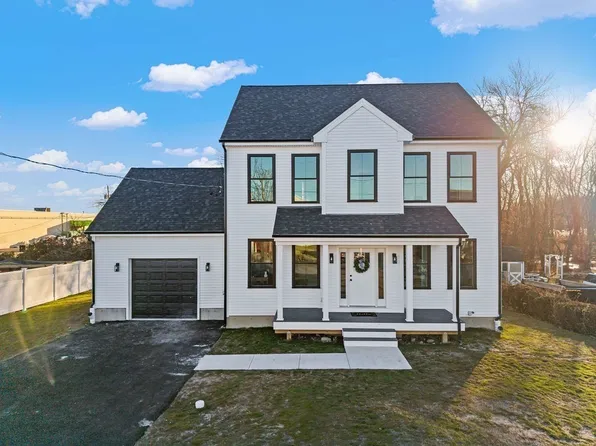 143 Meeson St, Fall River, MA 02724
