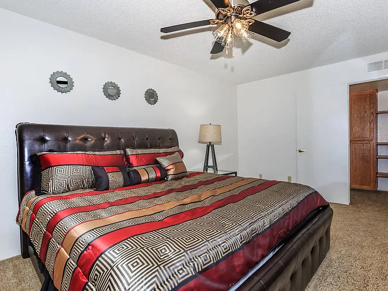 Rio Cancion Apartments — Photo 23