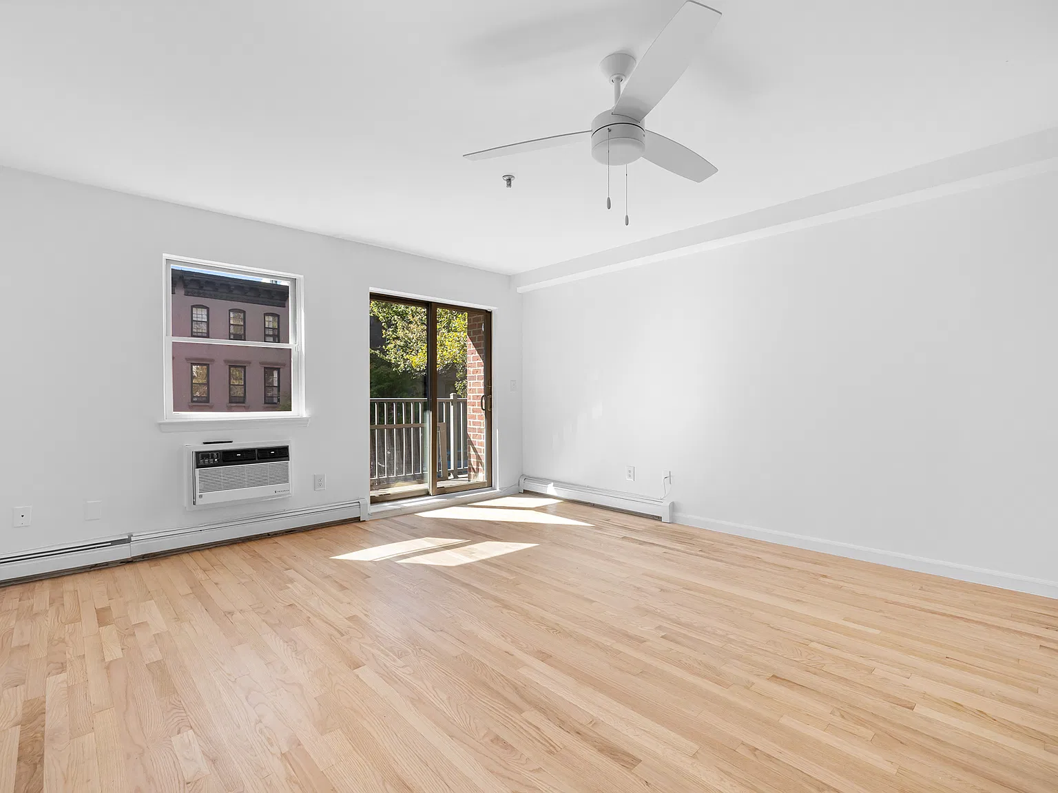 125 Bergen Street — Photo 2