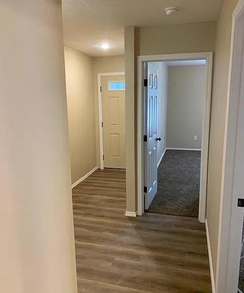 1207 N Fremont Ave — Photo 15